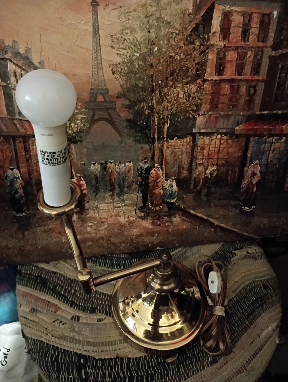 Vintage  Brass Adjustable Wall Swing-Arm Lamp in Gold Tone. A Fantastic Gift. 🎁